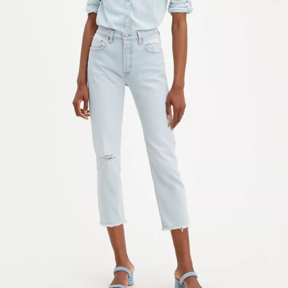 Levi’s 501 Original Stretch Cropped Women’s Jeans in Shout Out 26W x 26L